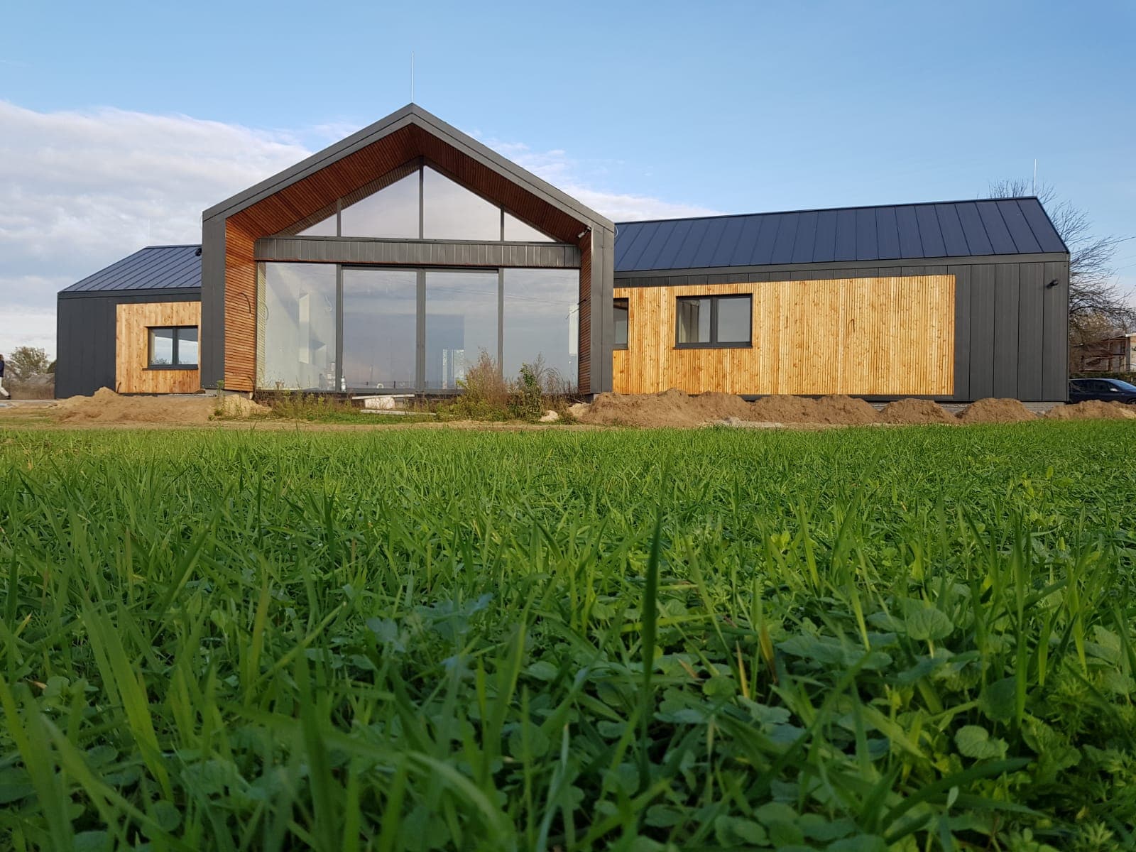 Panoramiczne okna aluminiowe, okna przesuwne typu HS, montaż ciepły