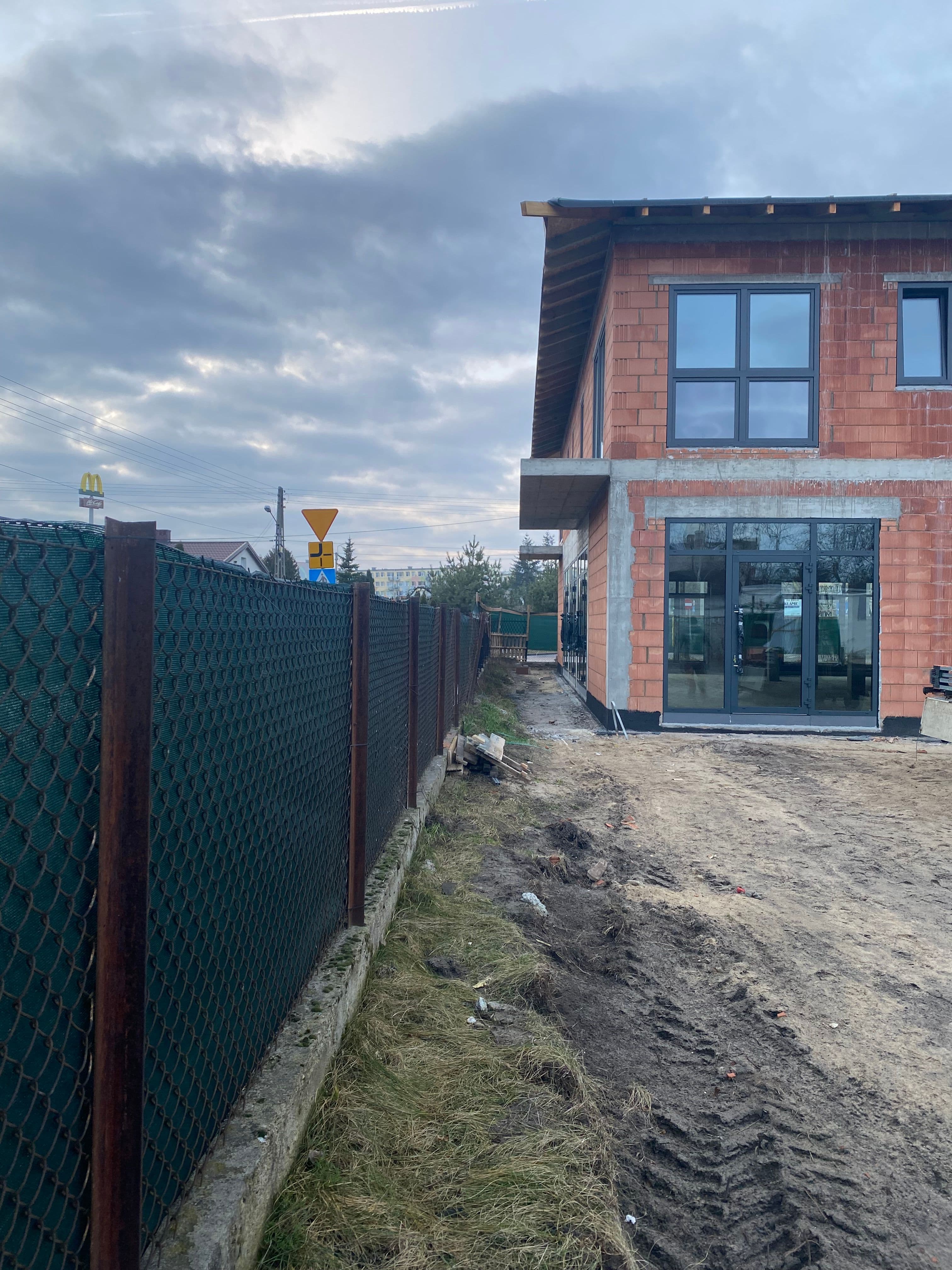 Witryny aluminiowe z drzwiami wejściowymi, okna aluminiowe