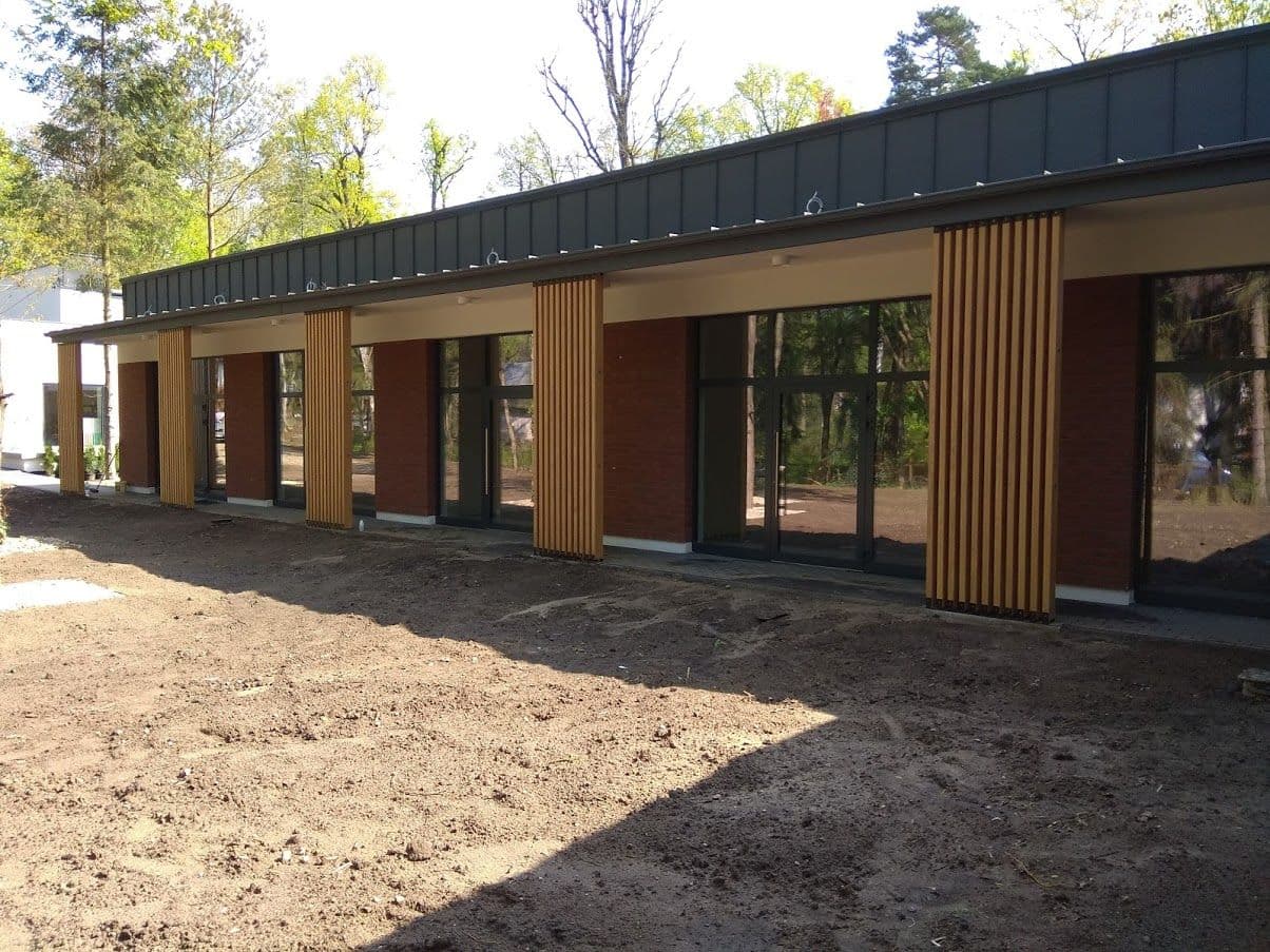 Aluminiowe okna panoramiczne z drzwiami balkonowymi i przesuwnymi